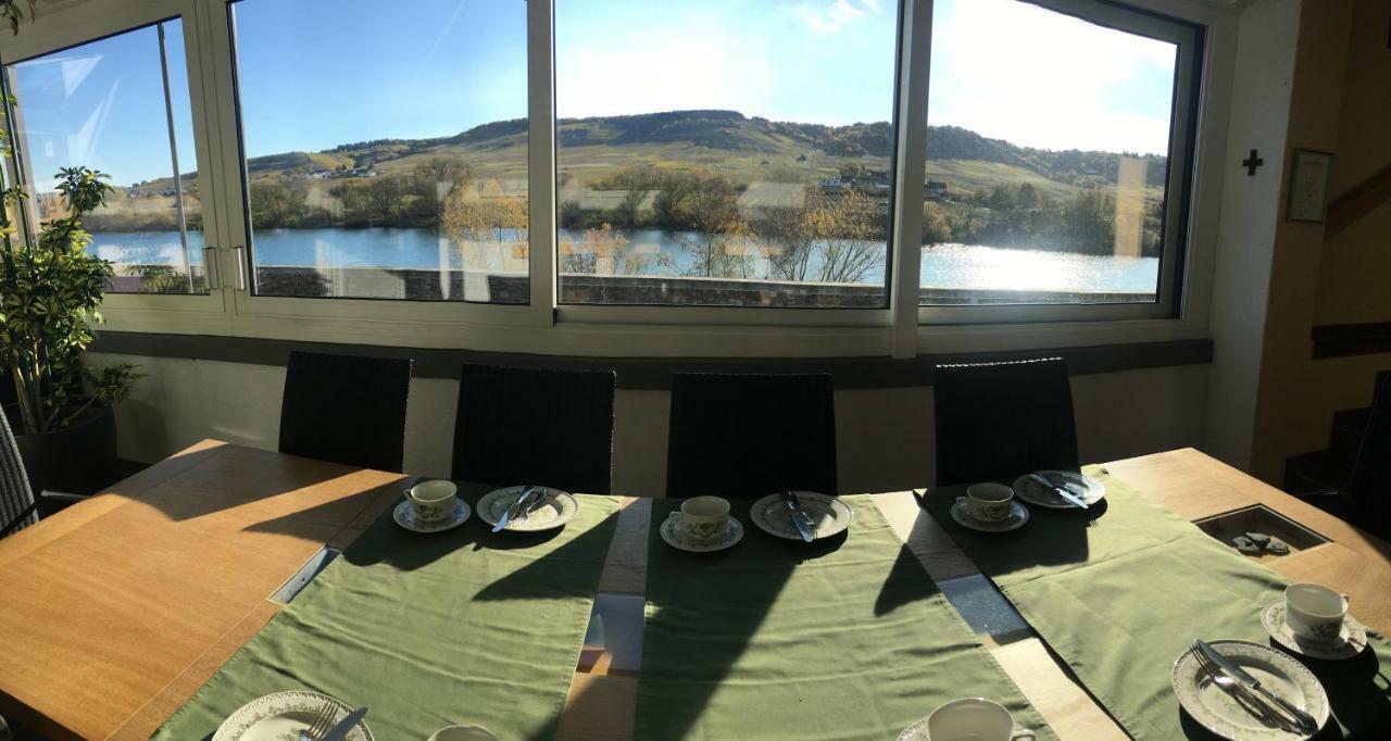 Gaestehaus Weingut Meierer Kesten 外观 照片